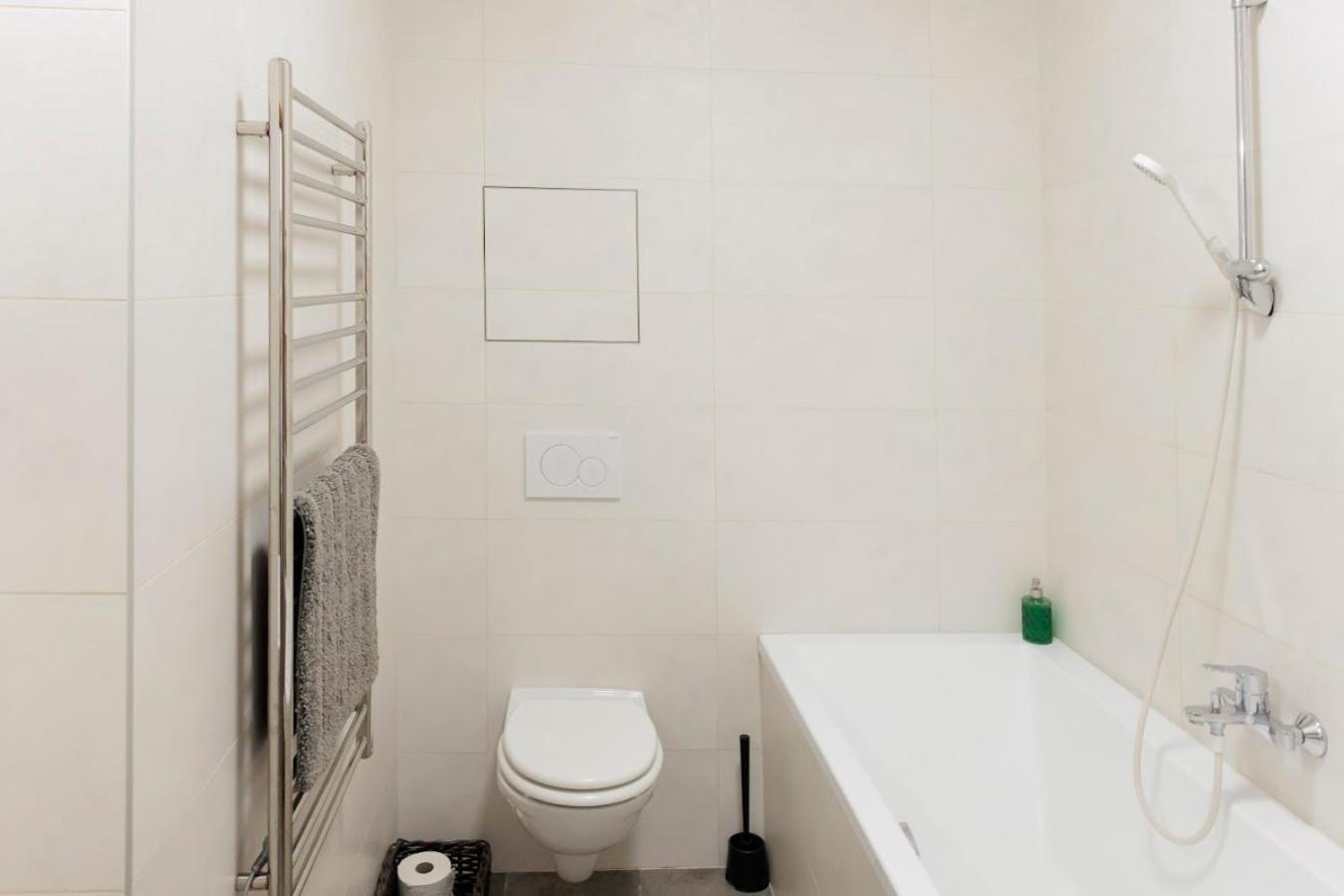 Diamond Residence In Old Town With Free Parking บราติสลาวา ภายนอก รูปภาพ